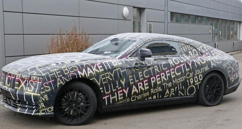 rolls royce spectre duoc bat gap dang chay thu nghiem tren duong hinh 1