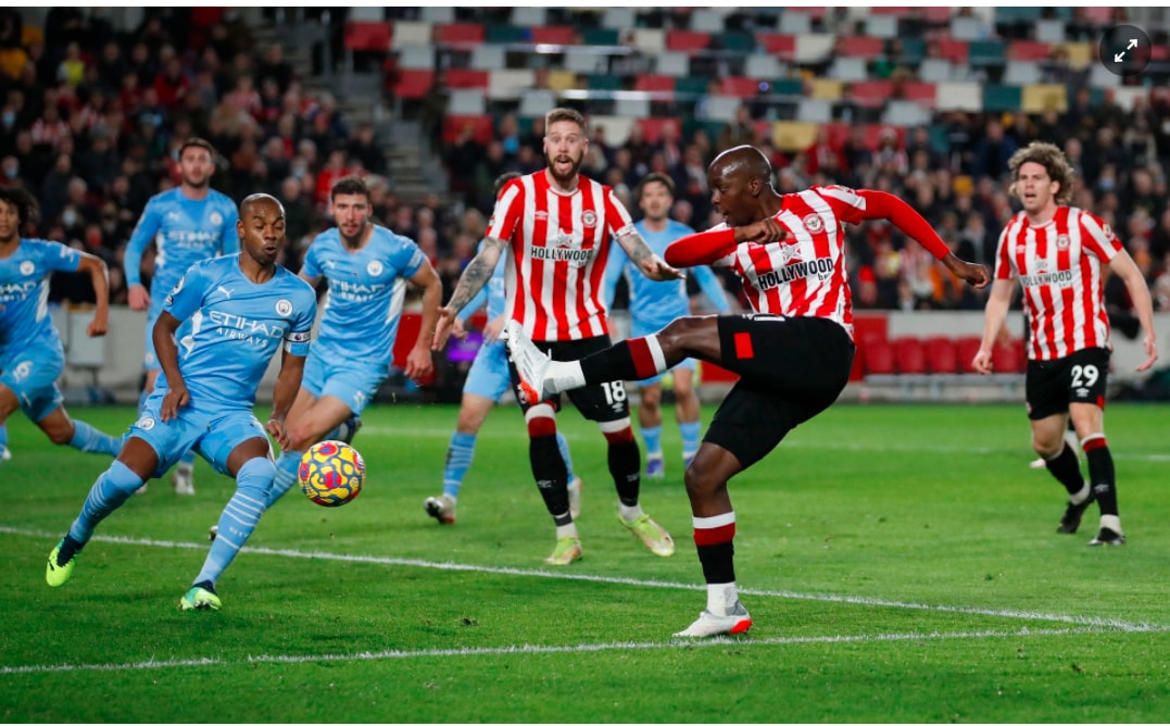man city de bep brentford o vong 20 ngoai hang anh 2020 21 hinh 2