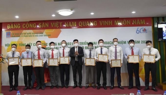 pvfcco la diem sang dong gop quan trong vao thanh cong chung cua petrovietnam nam 2021 hinh 9