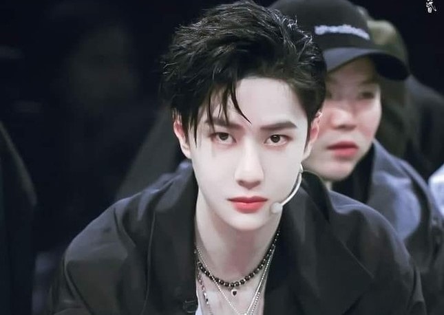 vuong nhat bac thang kien antifan phai dang bai xin loi lien tiep 15 ngay hinh 7