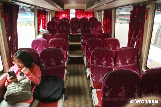 ha noi cac ben xe khach vang ve diu hiu ngay cuoi nam hinh 14