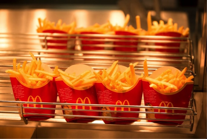 thieu nguon cung mcdonalds tuc toc thue 3 chuyen co cho khoai tay den nhat ban hinh 1