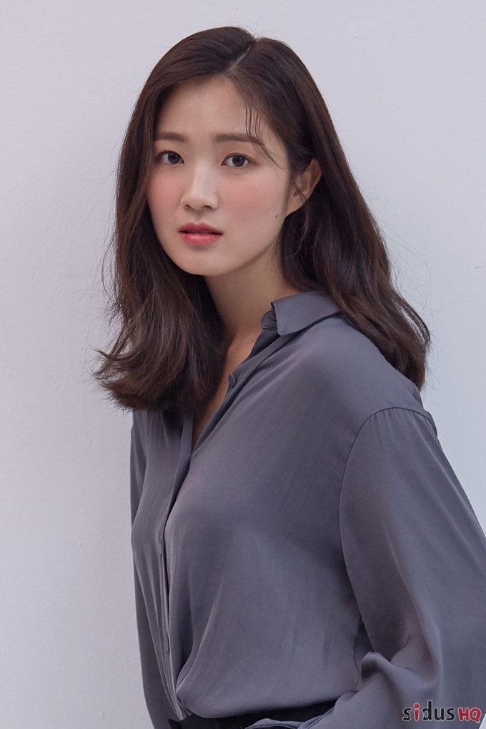 top 10 nu dien vien han quoc dep nhat 2021 em gai quoc dan kim so hyun dung dau danh sach hinh 3
