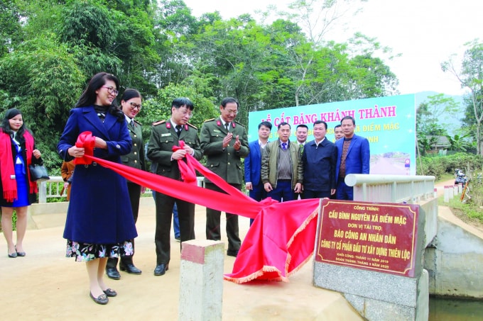 dai ta nha van pham khai tong bien tap bao cong an nhan dan cang kho khan cang phai dong long hinh 2