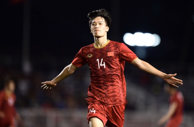 sao thai lan truc tiep nhan tin ru hoang duc sang thai league lam dong doi hinh 1