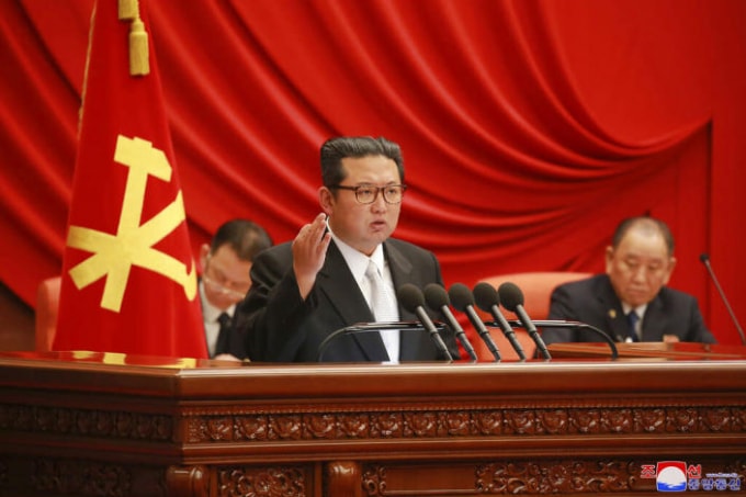 kim jong un tuyen bo se tang cuong quan su duy tri kiem soat covid hinh 1