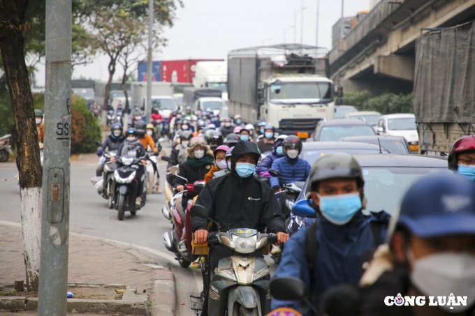 nguoi dan quay tro lai ha noi sau 3 ngay nghi le nhung khong xay ra un u hinh 9