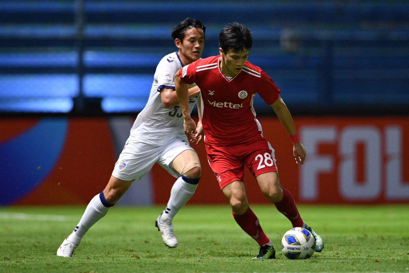 tien ve quang hai gia han hop dong voi ha noi fc hinh 2