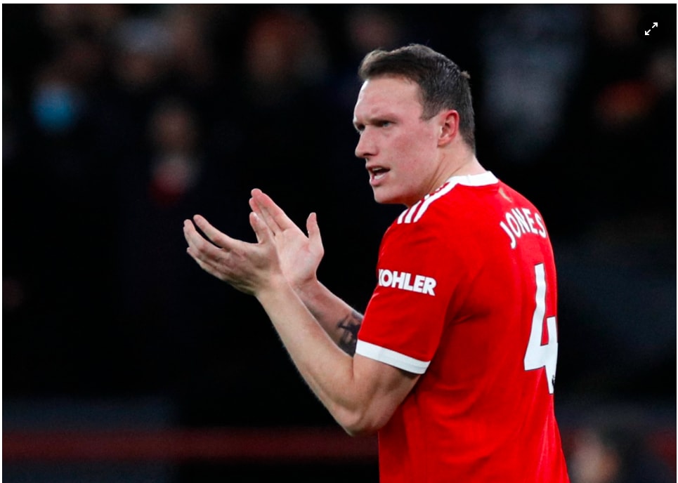 phil jones tro lai doi hinh mu sau hon 700 ngay hinh 5