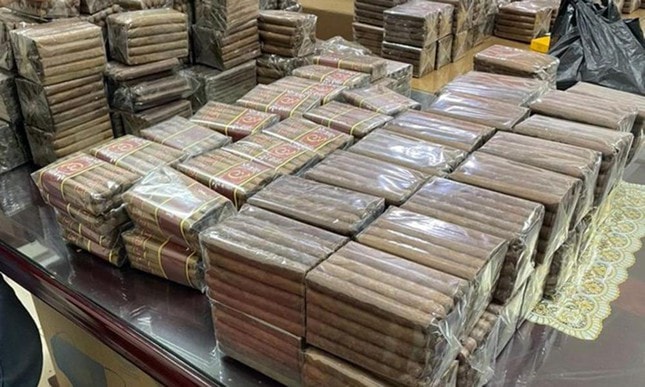 ha noi thu giu hon 8000 dieu xi ga khong ro nguon goc xuat xu hinh 1