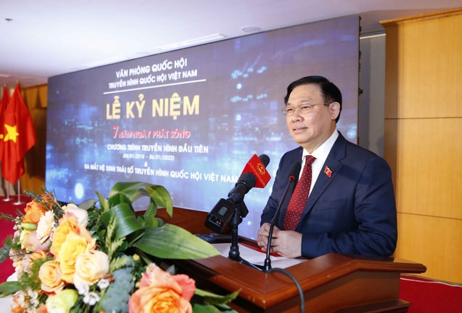 phan dau la kenh thiet yeu cua cu tri nhan dan tren co so nang cao chat luong con nguoi va cong nghe hinh 1