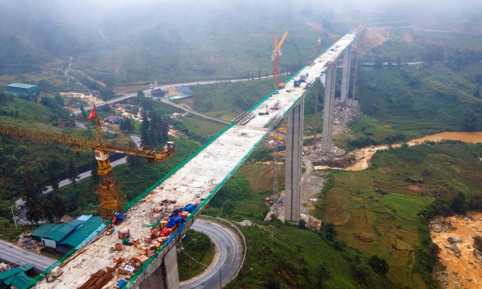 hon 50000 ty dong dau tu xay dung cac cong trinh giao thong trong diem hinh 1