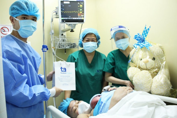 ngam nhung cong dan nhi dau tien trong nam moi 2022 hinh 4