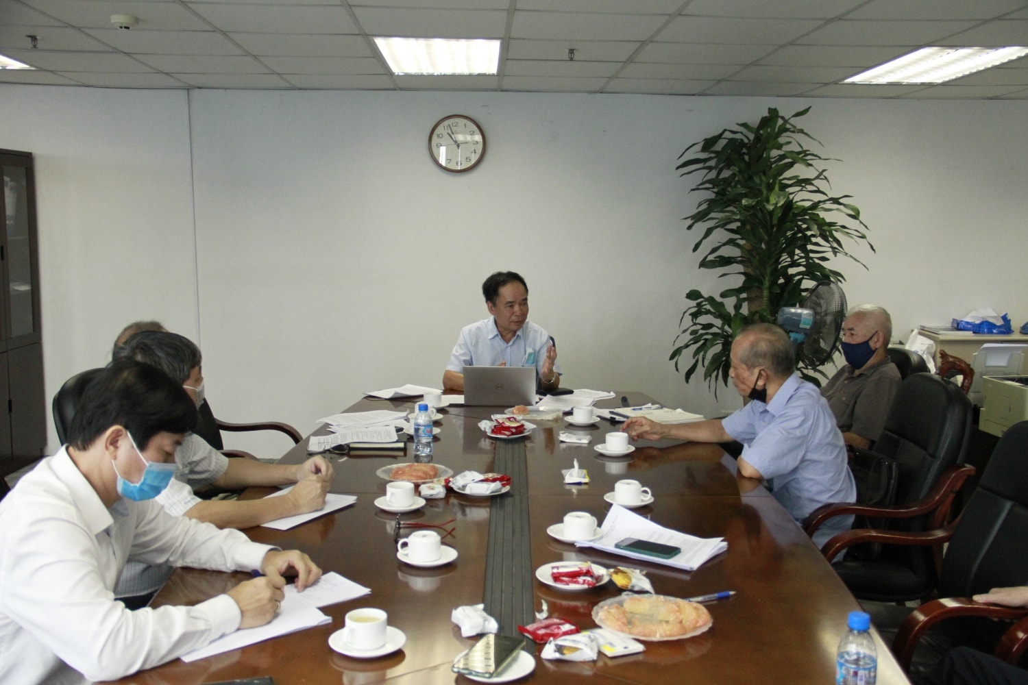 can huong den huy dong dau tu khai thac hieu qua tai nguyen phuc vu loi ich quoc gia hinh 2