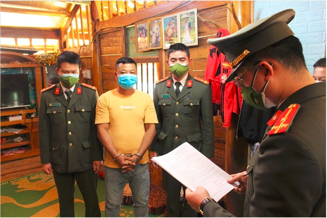 bat tam giam doi tuong to chuc dua 18 nguoi xuat canh trai phep hinh 1