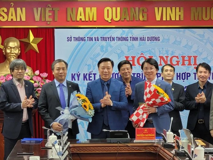 bao dau tu ky ket phoi hop truyen thong voi so thong tin va truyen thong tinh hai duong hinh 1
