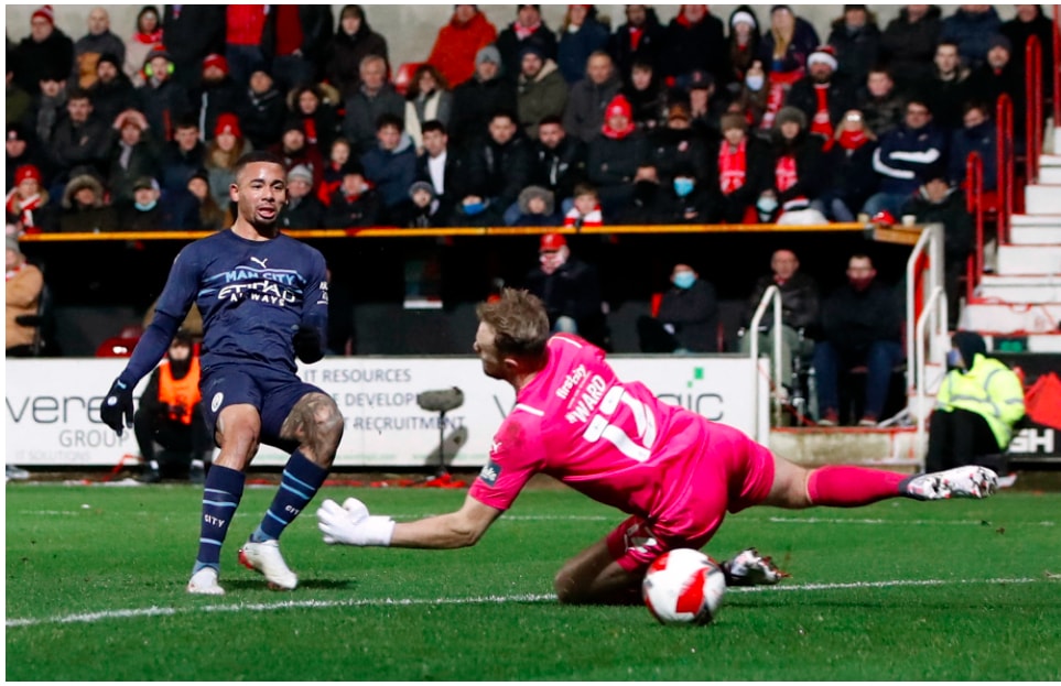 danh bai swindon man city lot vao vong 4 fa cup hinh 3