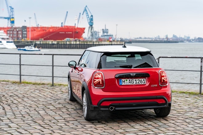 ngam 5 mau xe mini moi vua ra mat tai viet nam hinh 2