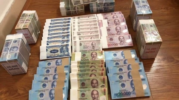 nhon nhip thi truong doi tien li xi tet nham dan hinh 1