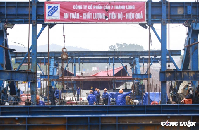 hinh anh cao toc cam lo la son hoi ha thi cong nhung ngay dau nam 2022 hinh 15