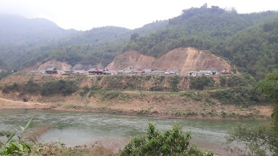 lat thuyen o thanh hoa ong ba cung chau gai 10 tuoi mat tich hinh 1