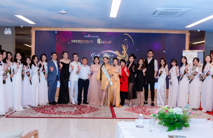 dan giam khao dinh dam hoi ngo tai hop bao miss teen international viet nam 2021 hinh 8