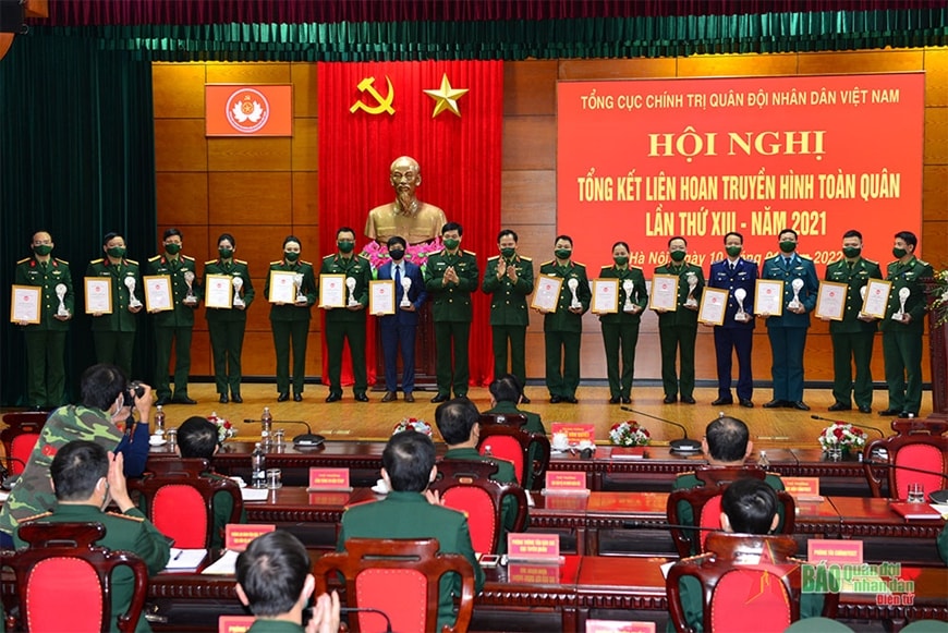 hon 400 tac pham tham du lien hoan truyen hinh toan quan lan thu xiii hinh 1