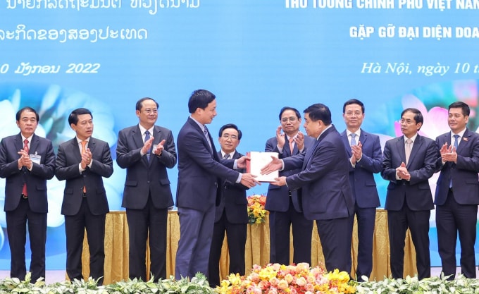 hop tac kinh te giua viet nam  lao can su nong am ve cam xuc cua trai tim hinh 3