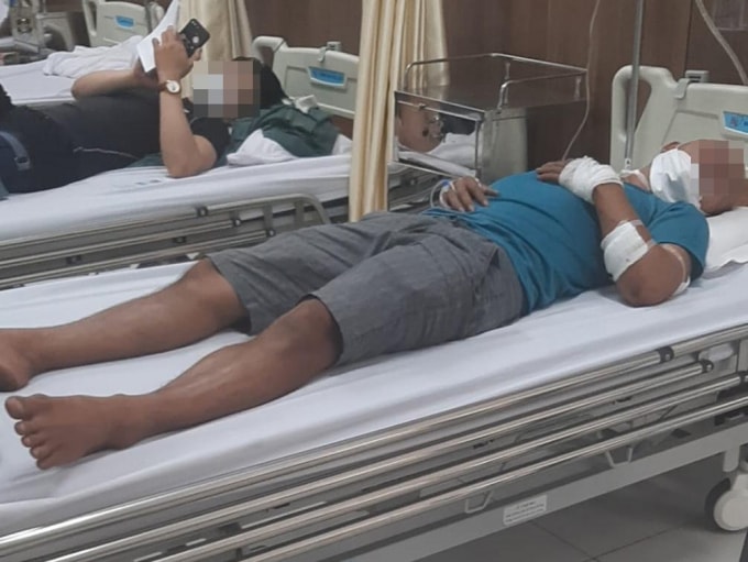 mau thuan kinh doanh nguoi dan ong dung dao lao vao chem nguoi hinh 2
