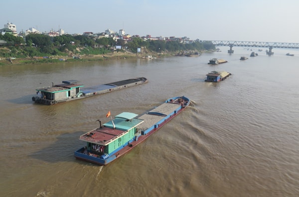 dieu tiet phuong tien va han che giao thong duong thuy khi nao hinh 1