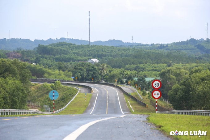 ngam nhin cao toc la son  hoa lien dep nhu tranh ve hinh 2