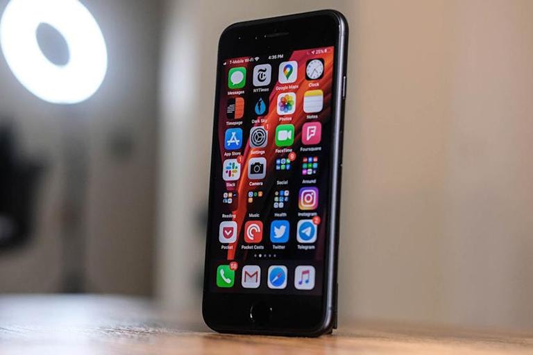 iphone se 2022 se ra mat tai su kien thang 3 cua apple hinh 1