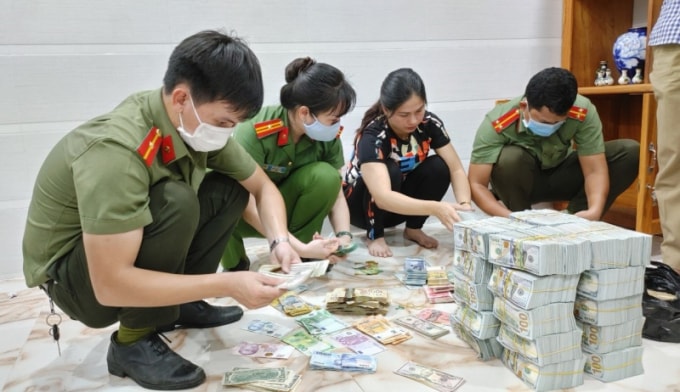 bat qua tang vu mua ban vang nhap lau thu giu nhieu vang va ngoai te hinh 2