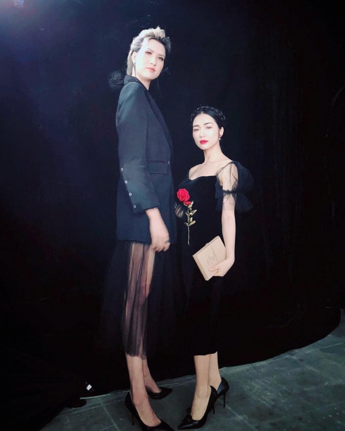 hoa minzy va nhung lan do dang ben dan chan dai cua showbiz viet hinh 7