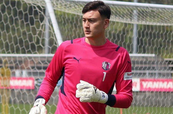 thu mon dang van lam gia han hop dong voi cerezo osaka hinh 1