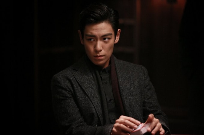 top bigbang tro lai man anh han trong than bip tay sat gai hinh 3