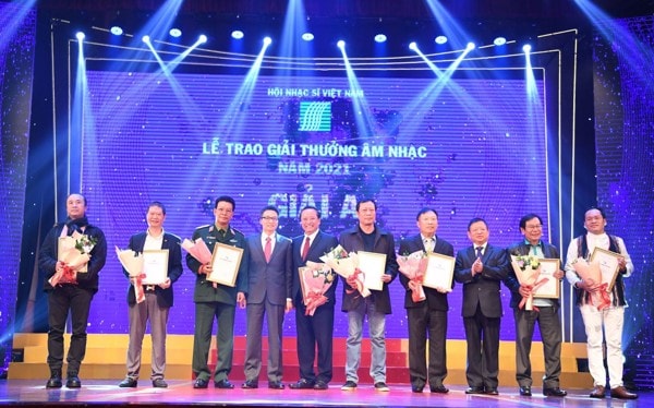 73 tac pham nhan giai thuong am nhac viet nam nam 2021 hinh 1