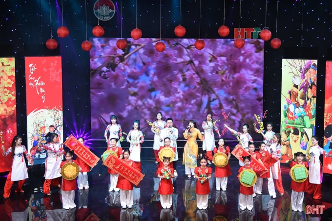 dem gala httv ket noi vong tay nhan ai o ha tinh huy dong duoc gan 15 ty dong hinh 1