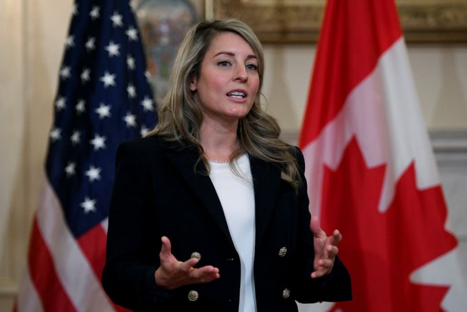 ngoai truong canada tham ukraine the se ngan nga tan cong hinh 1