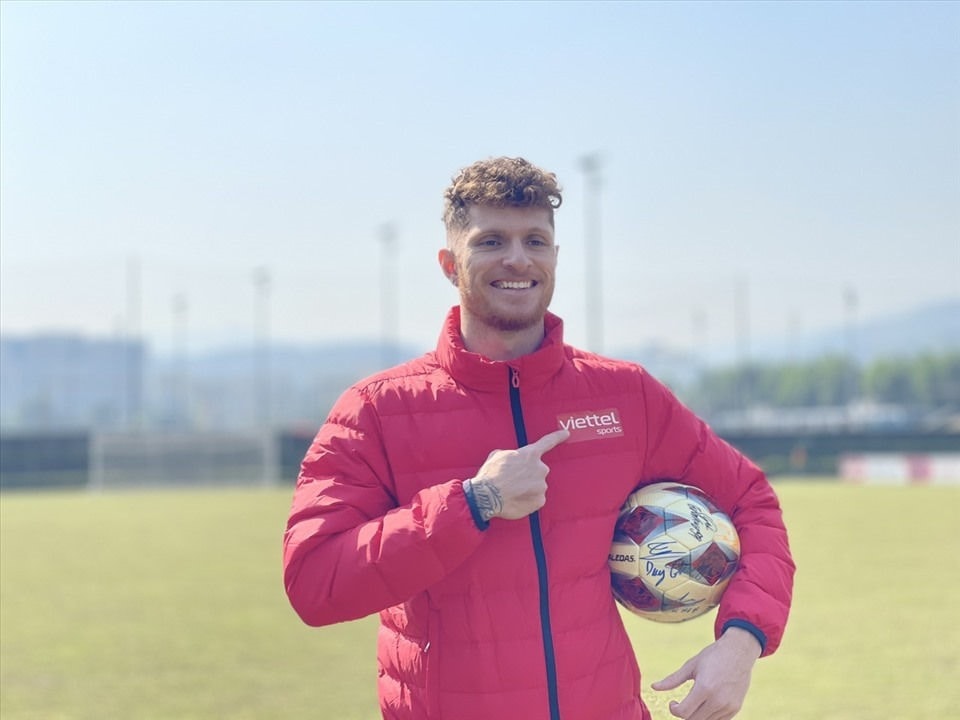 5 ban hop dong bom tan cua vleague 2022 hinh 1