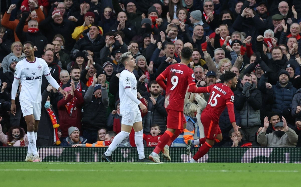 danh bai brentford liverpool chiem vi tri thu 2 cua chelsea hinh 6