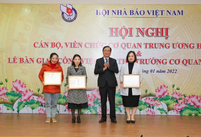chu dong linh hoat trien khai hoan thanh tot cac nhiem vu duoc giao hinh 9