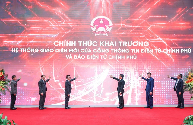 cong thong tin dien tu chinh phu khai truong he thong giao dien moi dau moc quan trong cua mot chang duong moi hinh 1