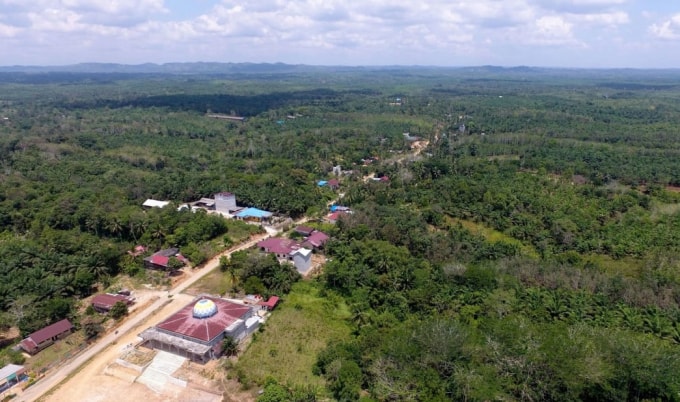 indonesia chuyen thu do tu jakarta den kalimantan hinh 1
