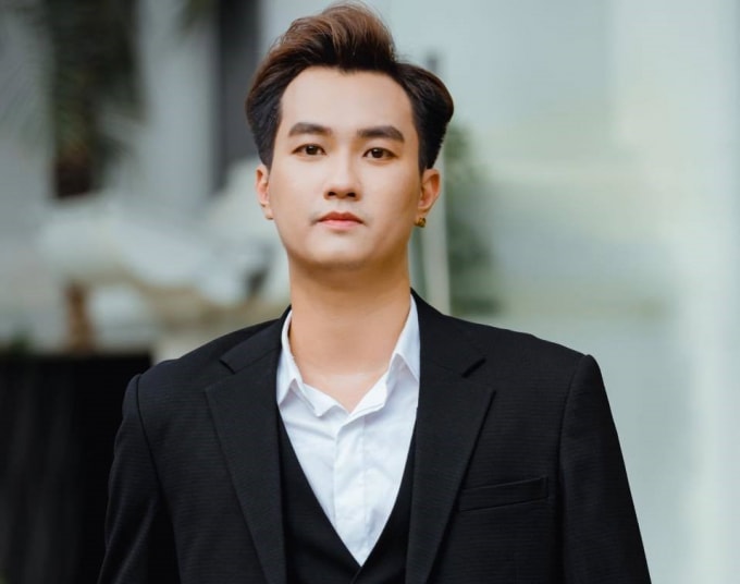 nam chinh pho trong lang chat vat tim lai hao quang vi sai lam cua tuoi tre hinh 8