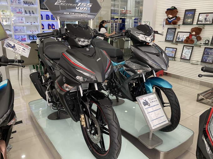 gia xe may honda sh giam manh dip can tet nguyen dan hinh 2