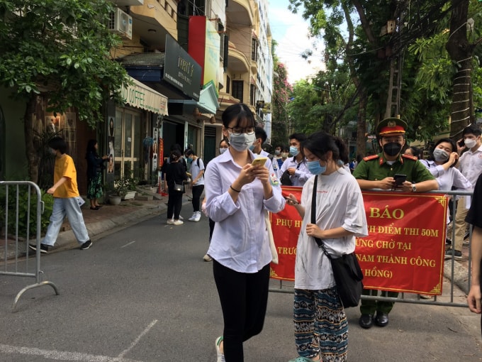 to chuc nhieu ky thi tuyen sinh dai hoc tren cai tien duoi lo so cai lui hinh 1