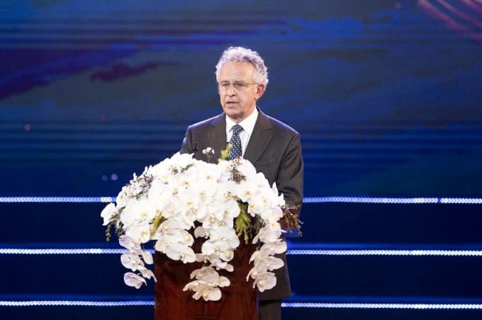 vinfuture cong bo chu nhan cac giai thuong phung su nhan loai 2021 hinh 7