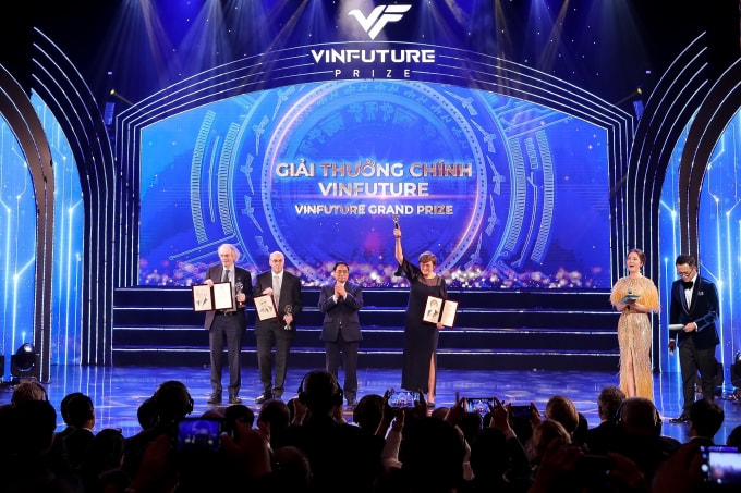 vinfuture cong bo chu nhan cac giai thuong phung su nhan loai 2021 hinh 2