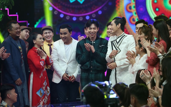 giao su xoay thay the lai van sam lam mc cua 12 con giap 2022 hinh 1